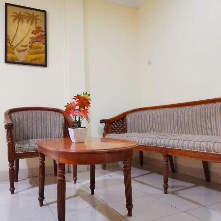 Hotel Nusantara Indah Syariah Джакарта Екстер'єр фото