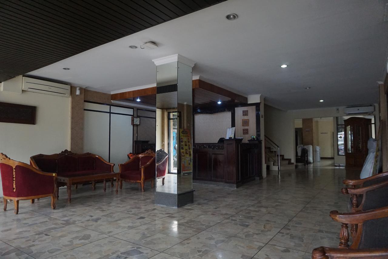 Hotel Nusantara Indah Syariah Джакарта Екстер'єр фото