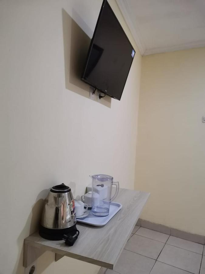 Hotel Nusantara Indah Syariah Джакарта Екстер'єр фото