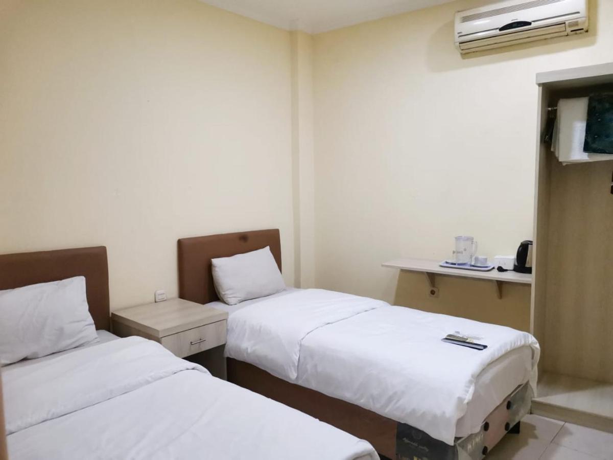 Hotel Nusantara Indah Syariah Джакарта Екстер'єр фото