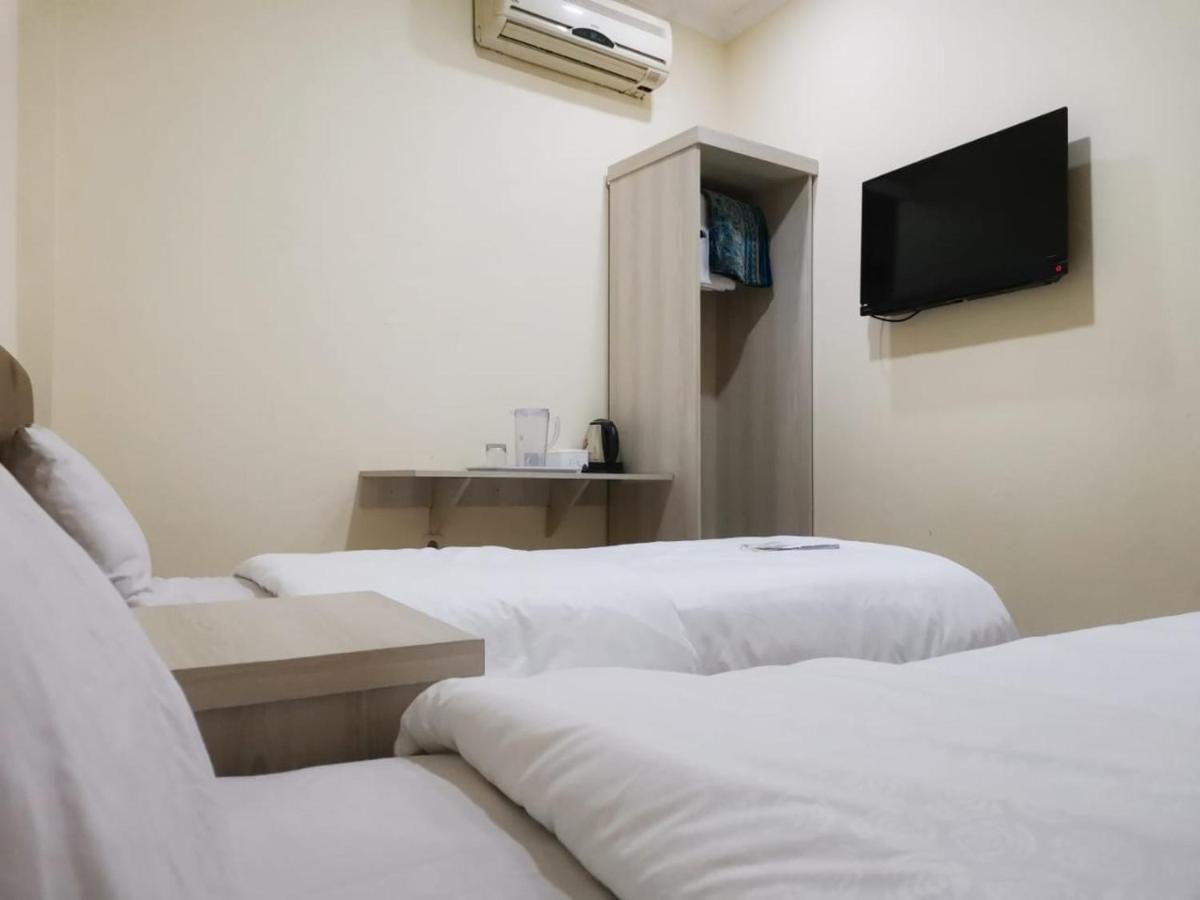 Hotel Nusantara Indah Syariah Джакарта Екстер'єр фото